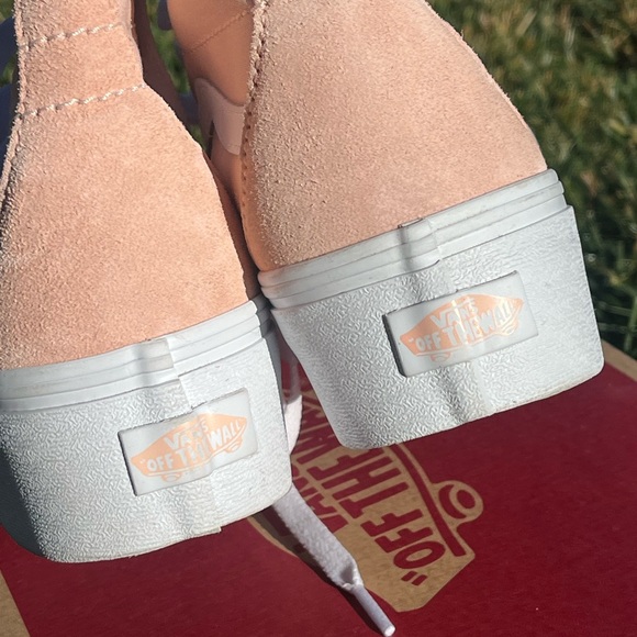 SOLD - Picture 4 of 13